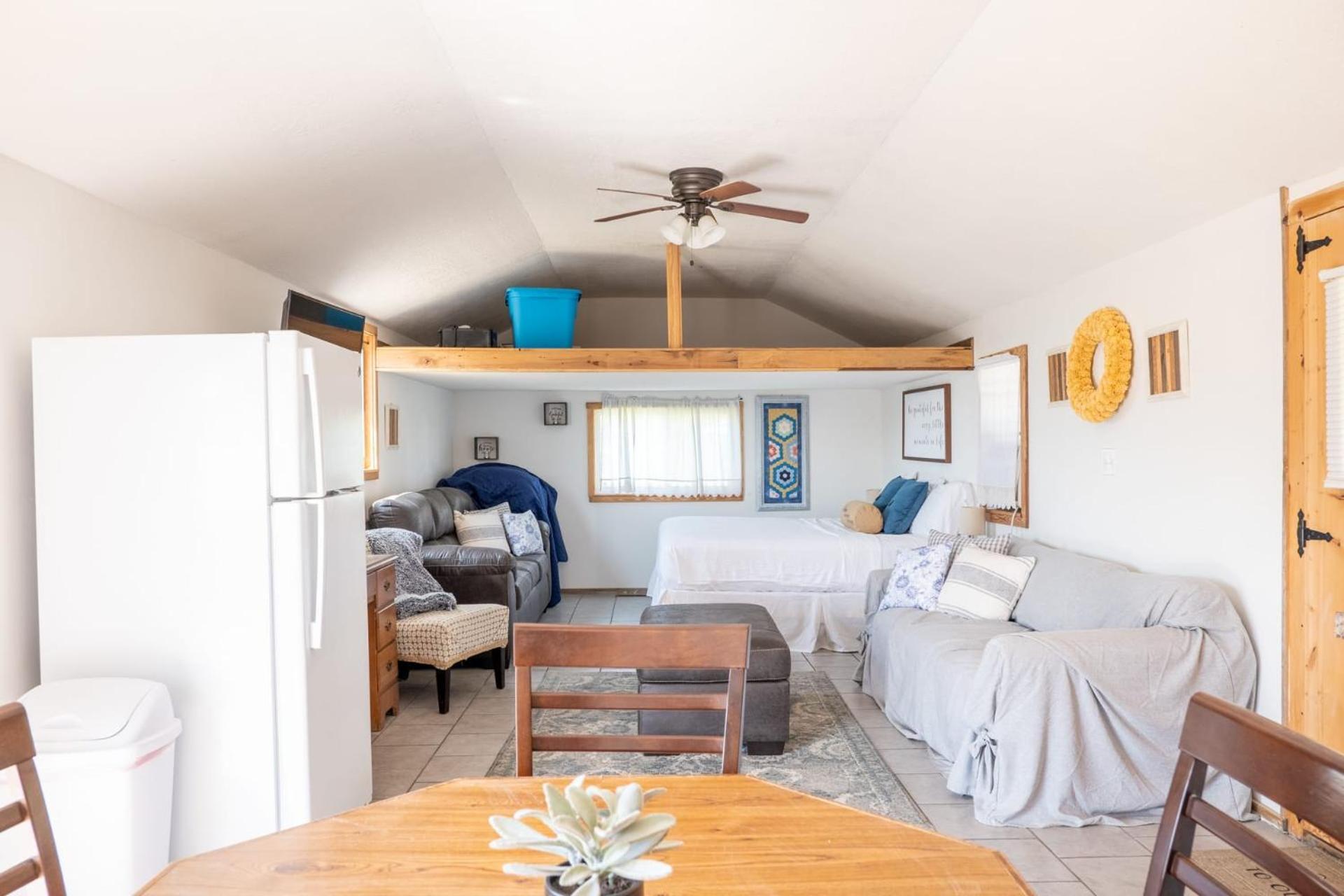וויליאמסטאון Cozy Cabin Near Ark! Adam And Eve'S Retreat מראה חיצוני תמונה